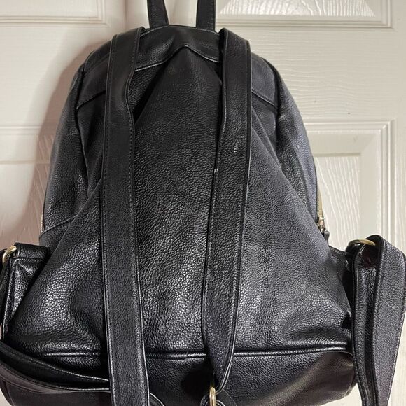 Betsey Johnson small quilted heart gray,pink,black backpack. white bow accent main image 5